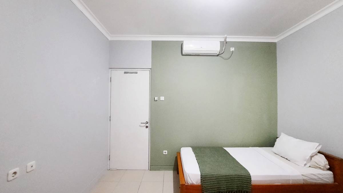 Foto Rukita Unit Cemara Kost Harapan Indah