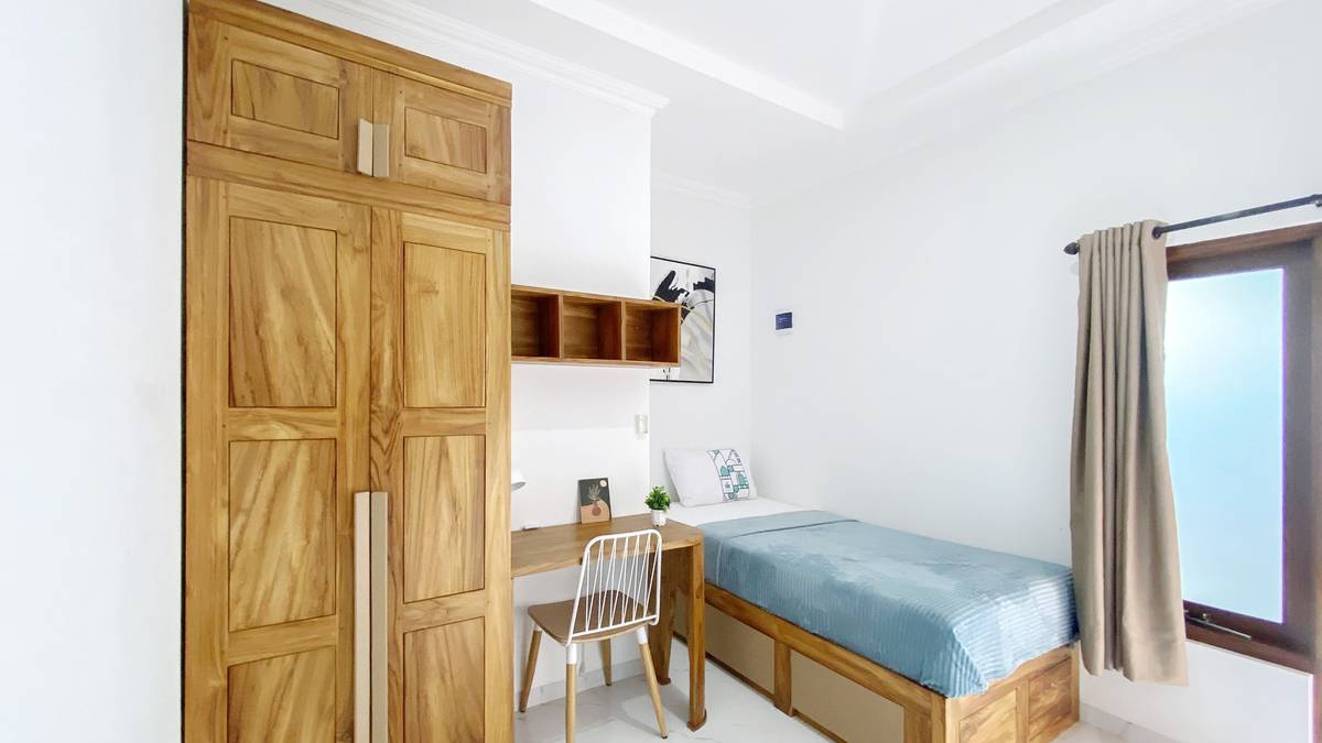 https://images.rukita.co/buildings/building/48f7dcc2-d48.jpg