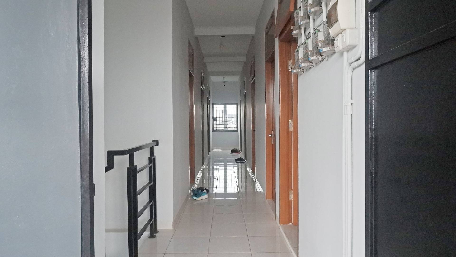 https://images.rukita.co/buildings/building/4ad60564-040.jpg