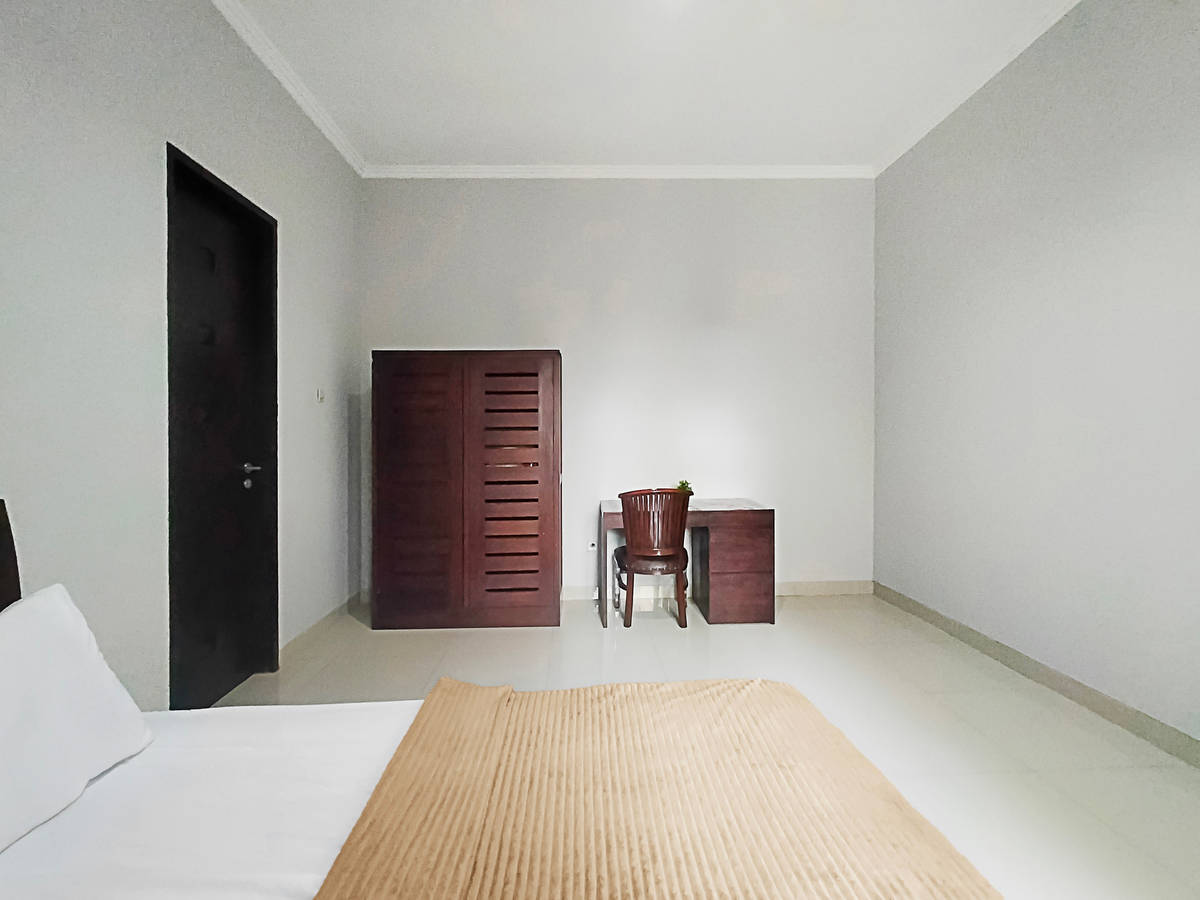 https://images.rukita.co/buildings/building/4b38ba64-e1b0-478a-a05d-4a894003889b.jpg