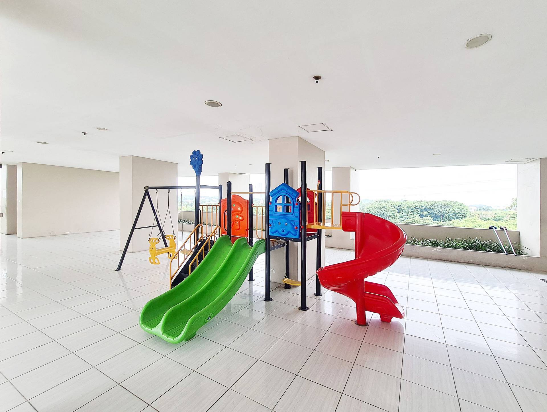 https://images.rukita.co/buildings/building/4b72d9da-92cb-4e0e-9674-883a06099e4d.jpg