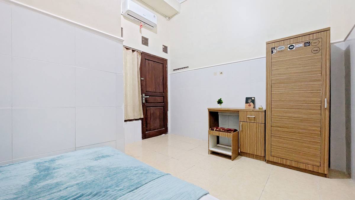 https://images.rukita.co/buildings/building/4cb77e84-71d.jpg