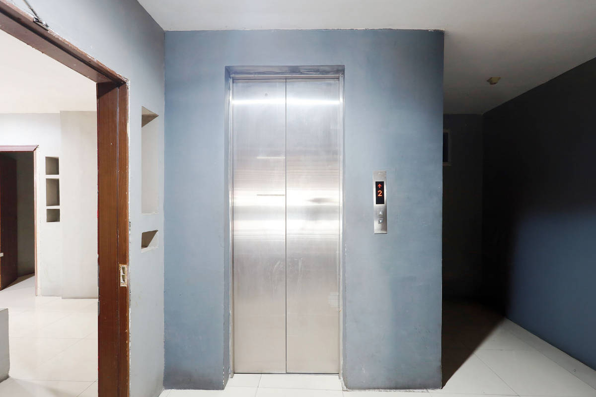 https://images.rukita.co/buildings/building/4d6b6ea4-881.jpg