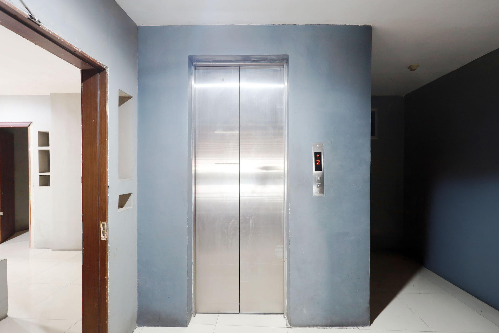https://images.rukita.co/buildings/building/4d6b6ea4-881.jpg