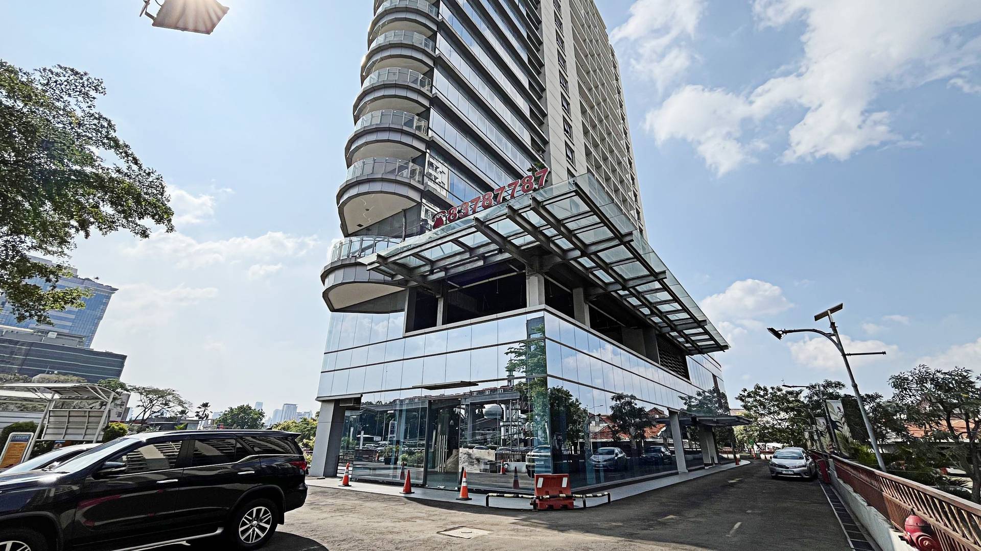 https://images.rukita.co/buildings/building/4da3a61a-458.jpg