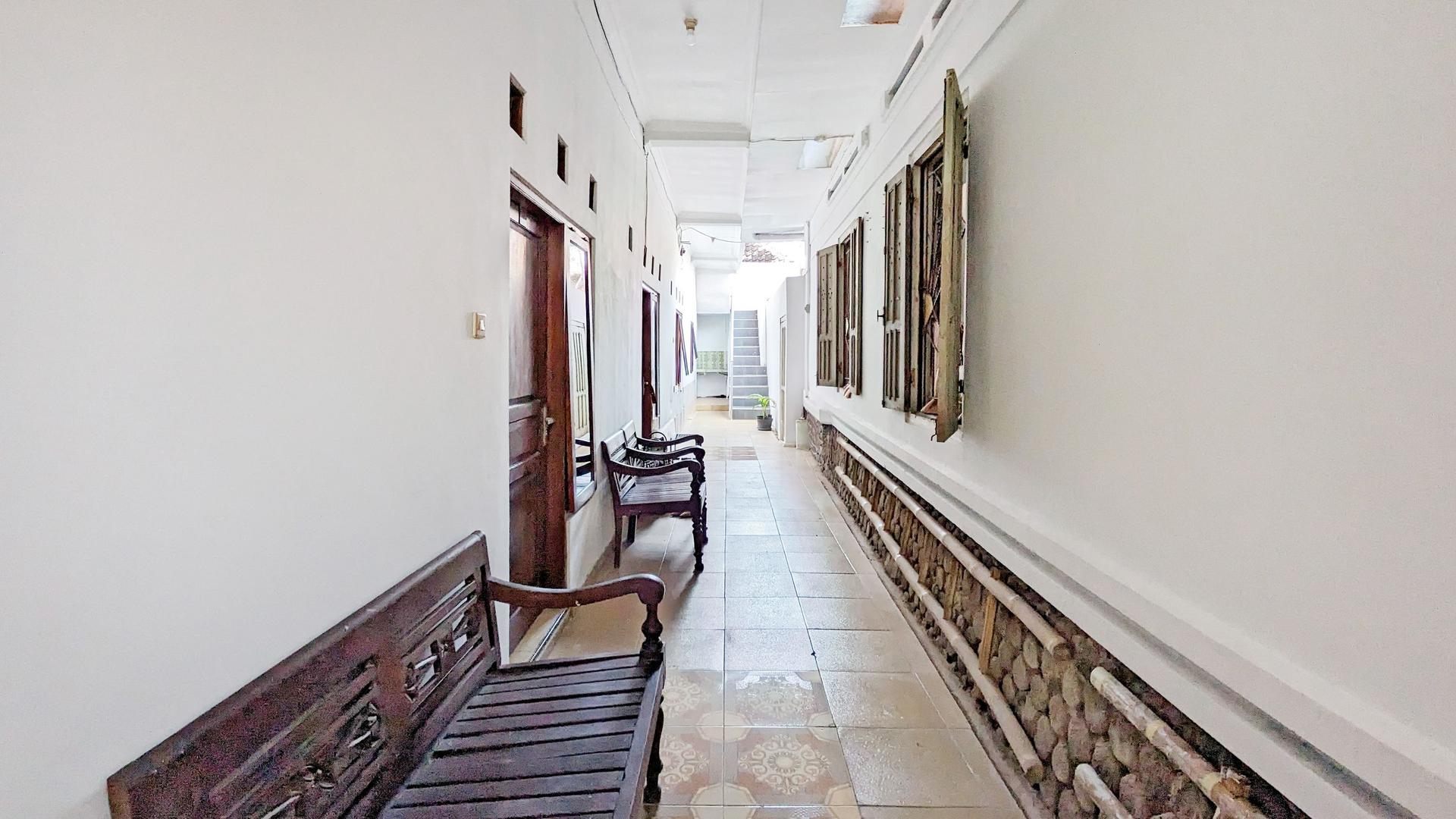 https://images.rukita.co/buildings/building/4f7e480f-791.jpg
