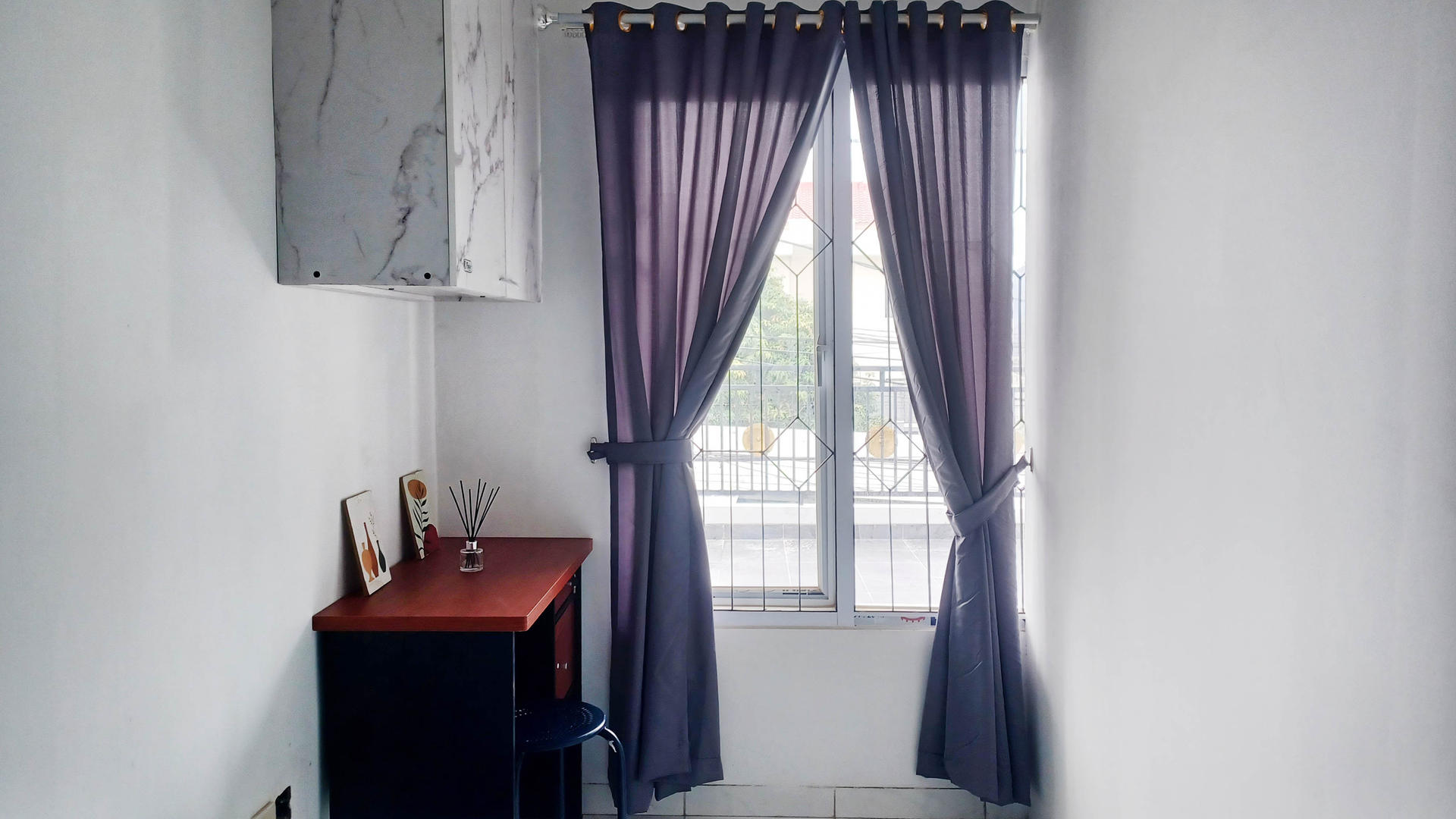 https://images.rukita.co/buildings/building/5049afe1-40d.jpg