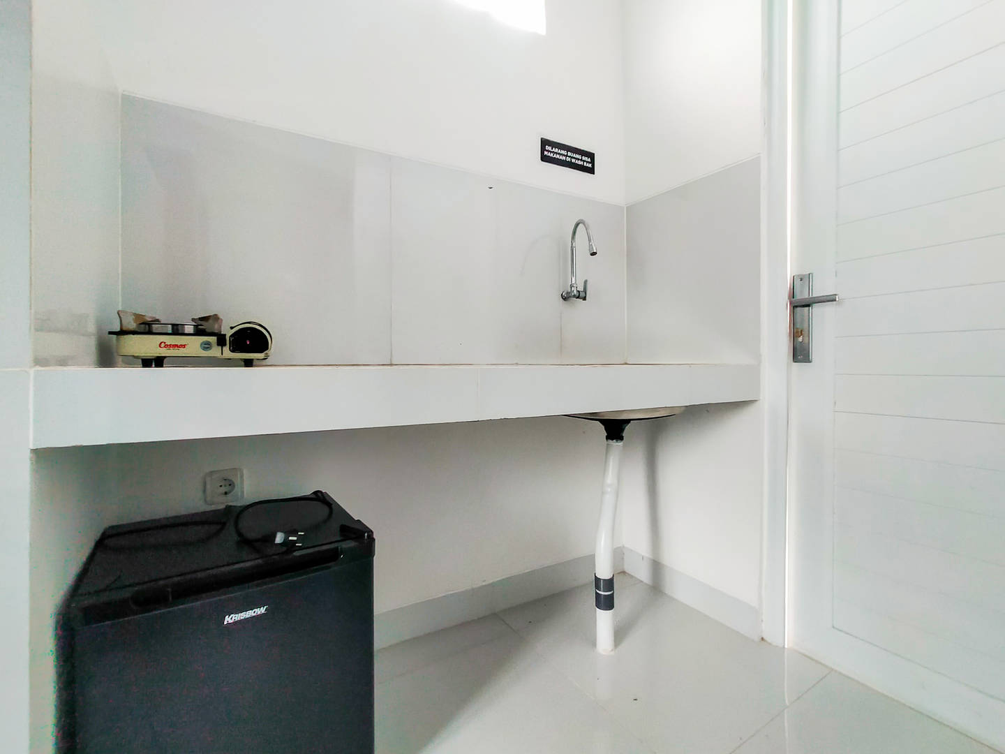 Foto Rukita Unit Rony White House Tembalang Semarang