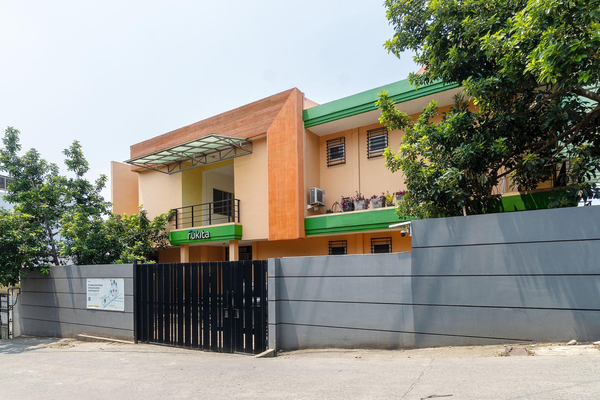 https://images.rukita.co/buildings/building/545386b0-7539-4e9a-b154-8dee317130da.jpg