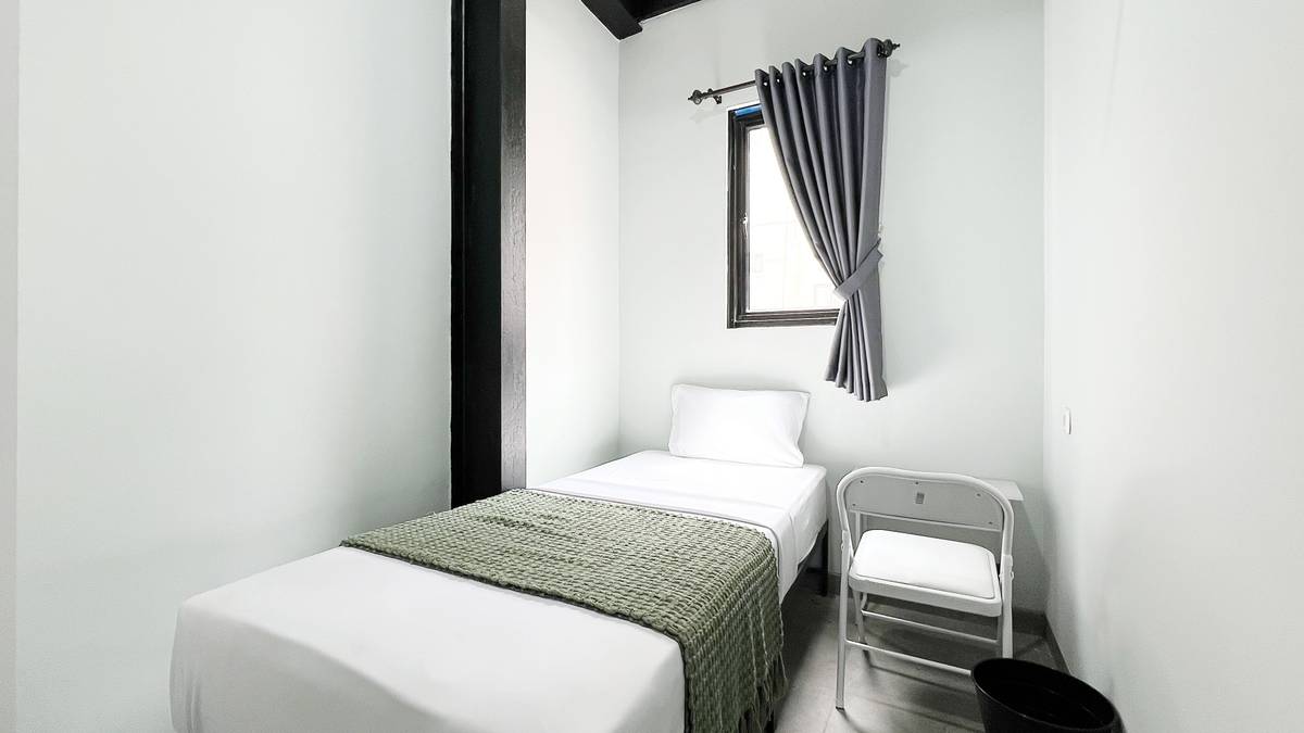 https://images.rukita.co/buildings/building/558be29e-e14f-4c8c-91fb-7375dea7e4a2.jpg