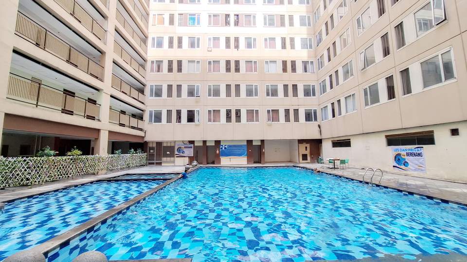 Foto Rukita Unit Apartemen Emerald Tower Bandung - Studio City View #3