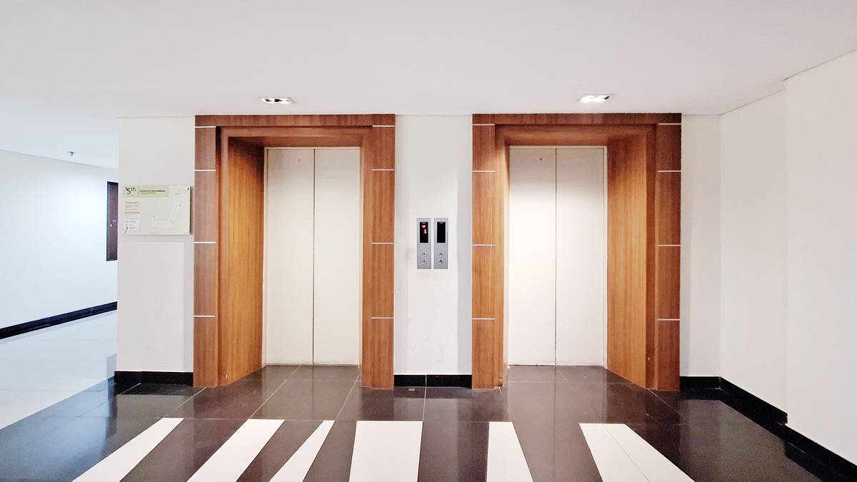 https://images.rukita.co/buildings/building/5707ccbd-812e-4b8c-a86e-5e68e357ea1d.jpg