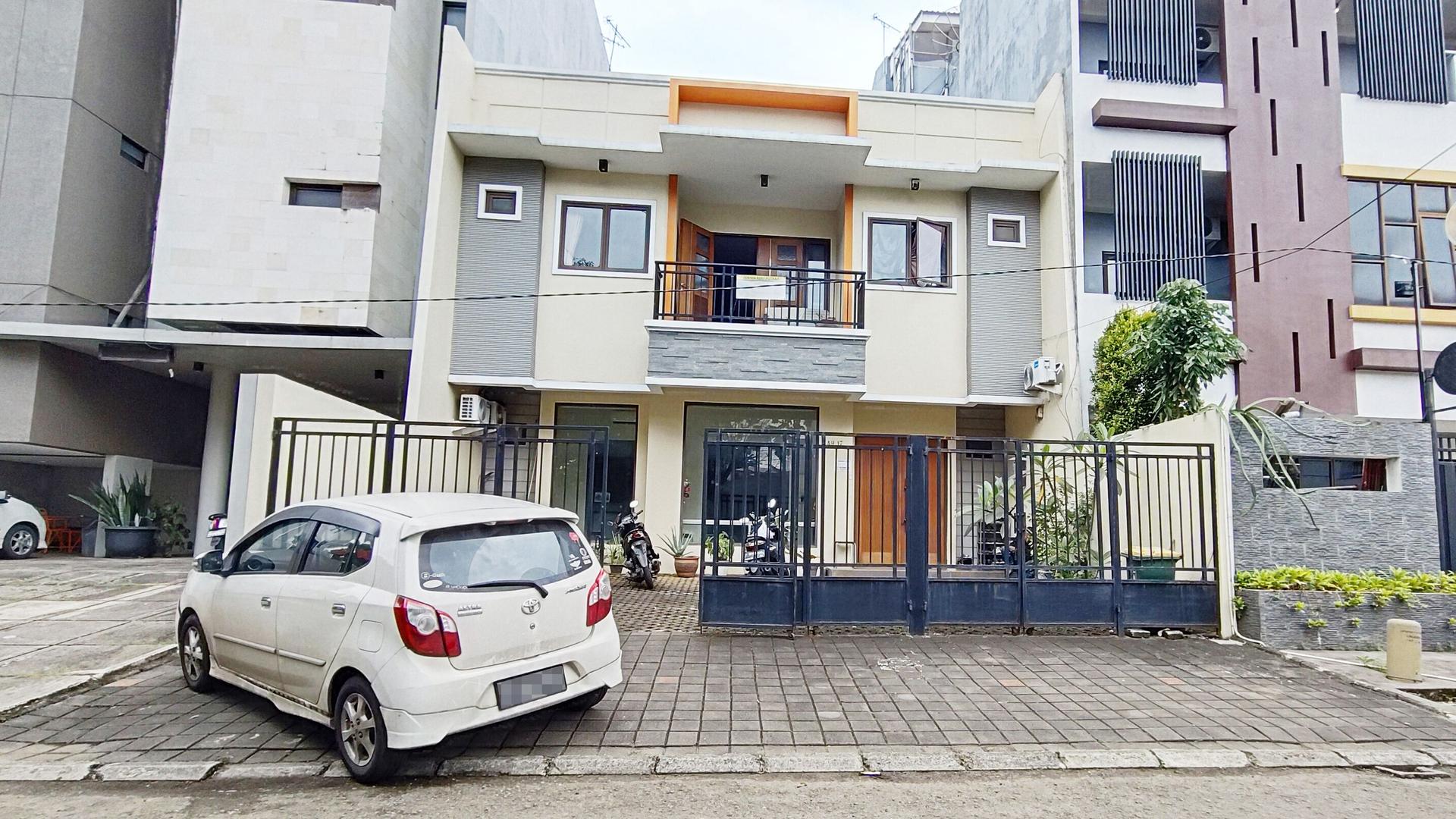 https://images.rukita.co/buildings/building/576cfc35-0fc.jpg