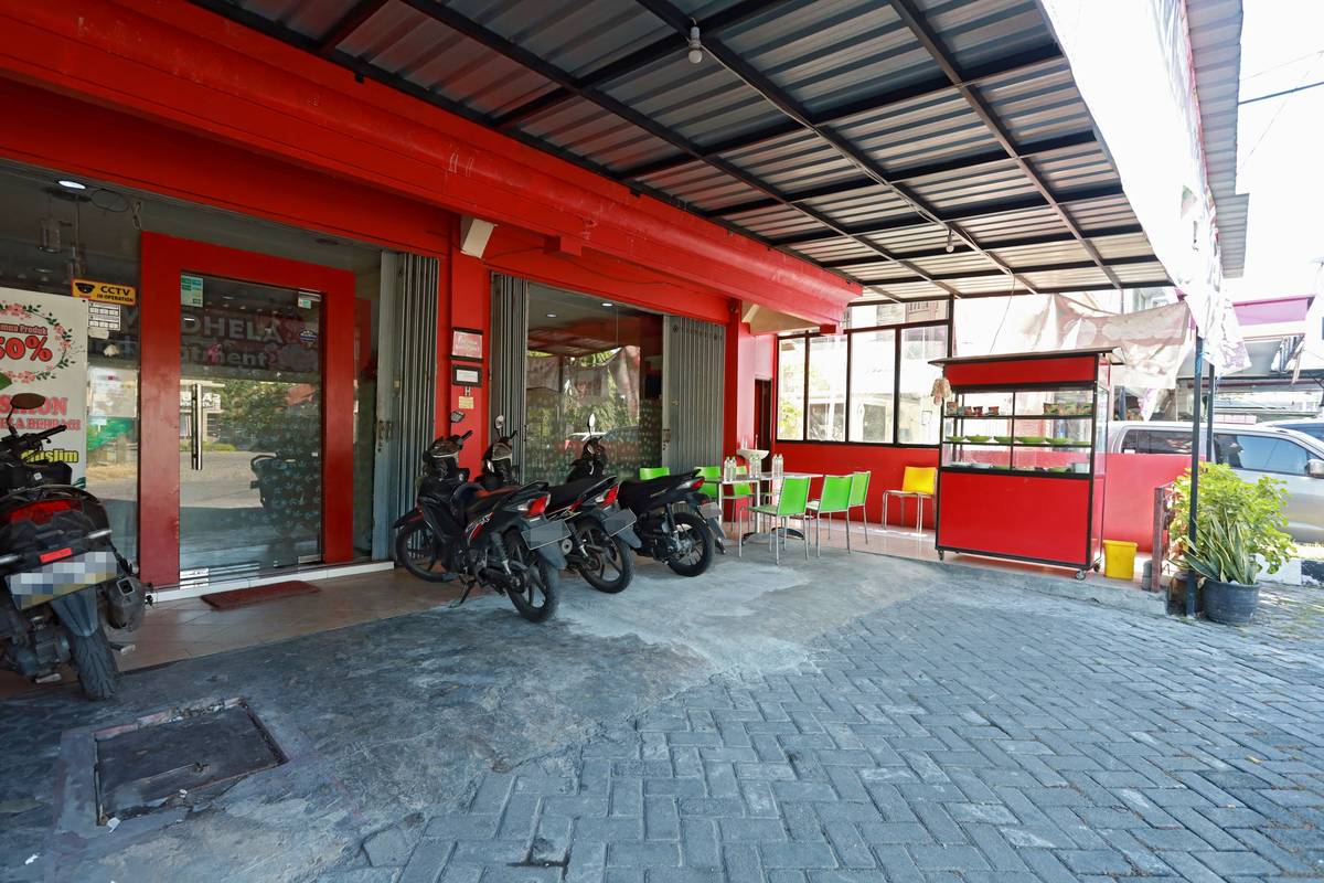 https://images.rukita.co/buildings/building/5788bc79-b8b.jpg