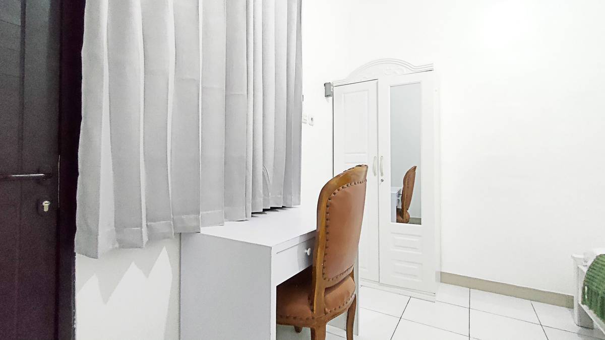 https://images.rukita.co/buildings/building/587ea373-b01.jpg