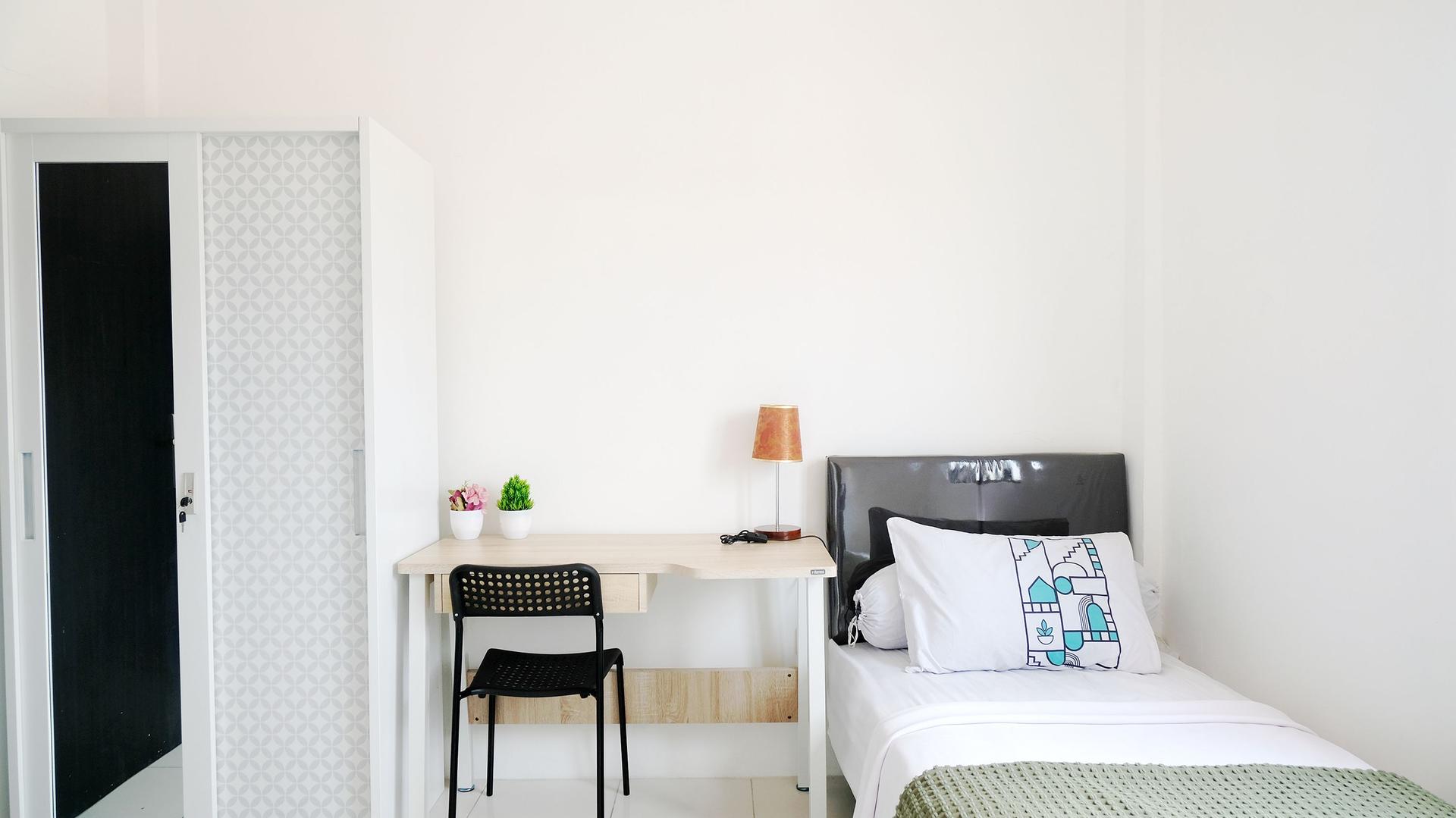 https://images.rukita.co/buildings/building/598b60c3-25c.jpg
