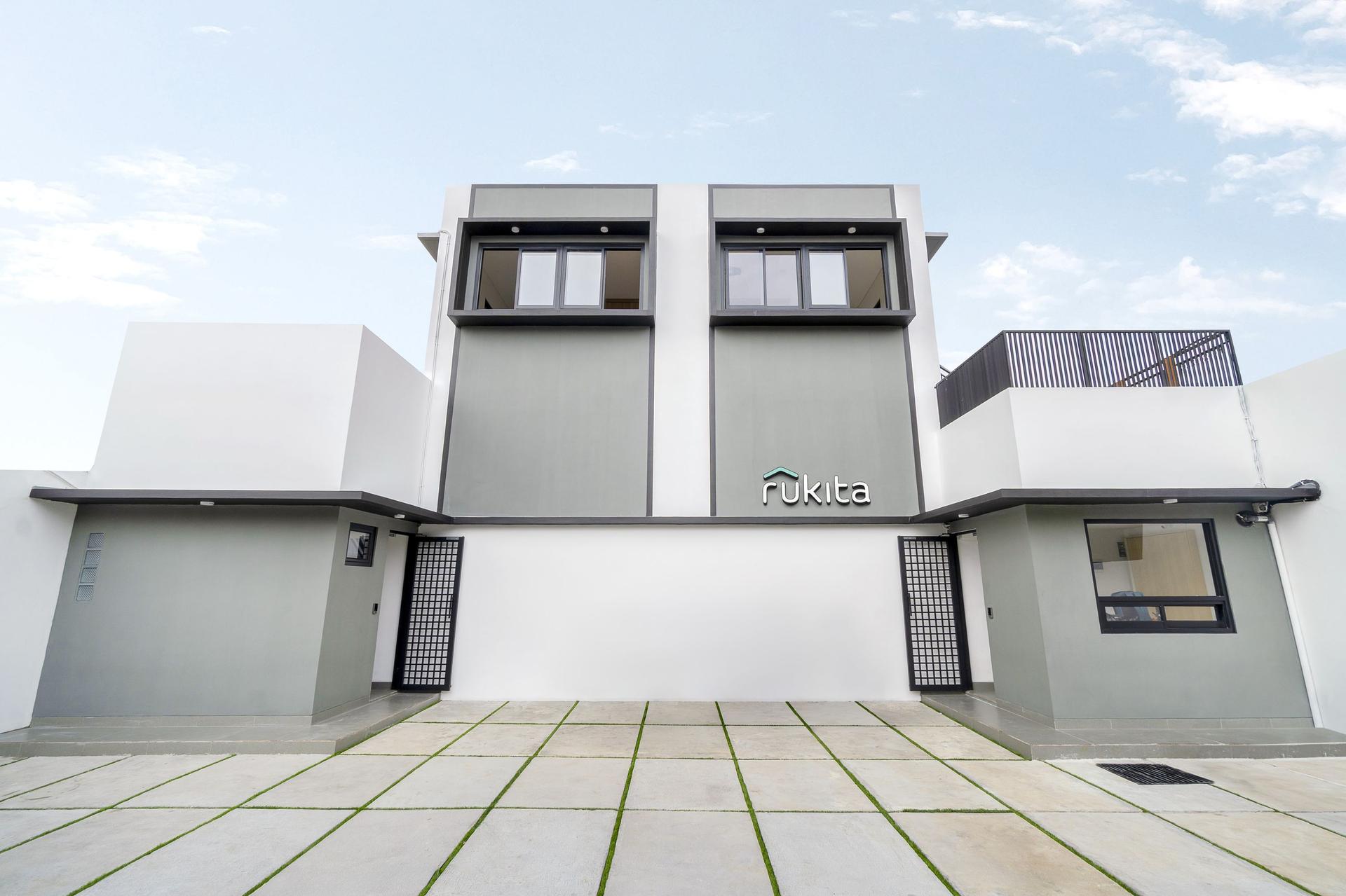 https://images.rukita.co/buildings/building/59a778b3-5441-4efc-a579-1a73862d99e8.jpg
