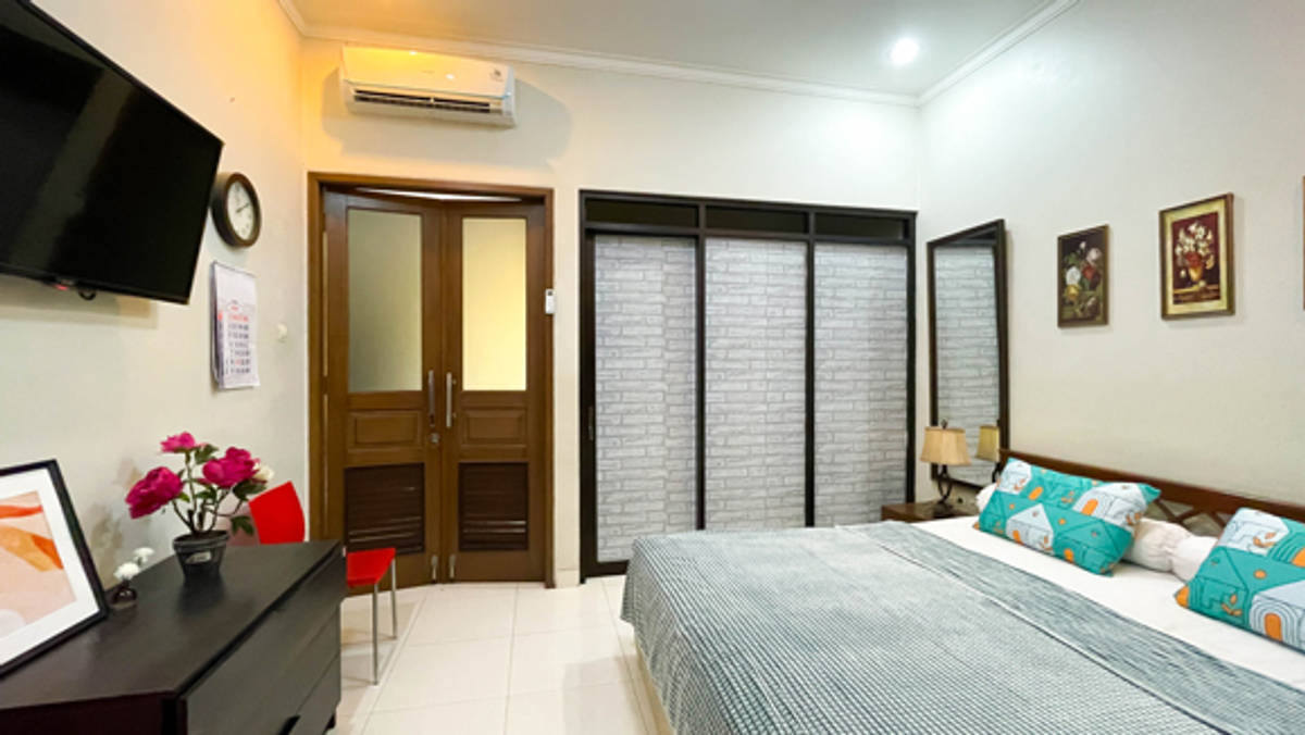 https://images.rukita.co/buildings/building/5a04778a-500.jpg