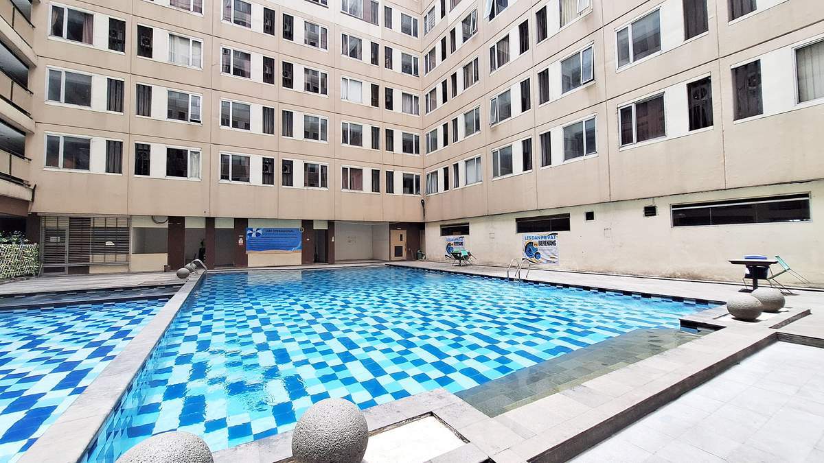 Foto Rukita Unit Apartemen Emerald Tower Bandung - Studio City View #4