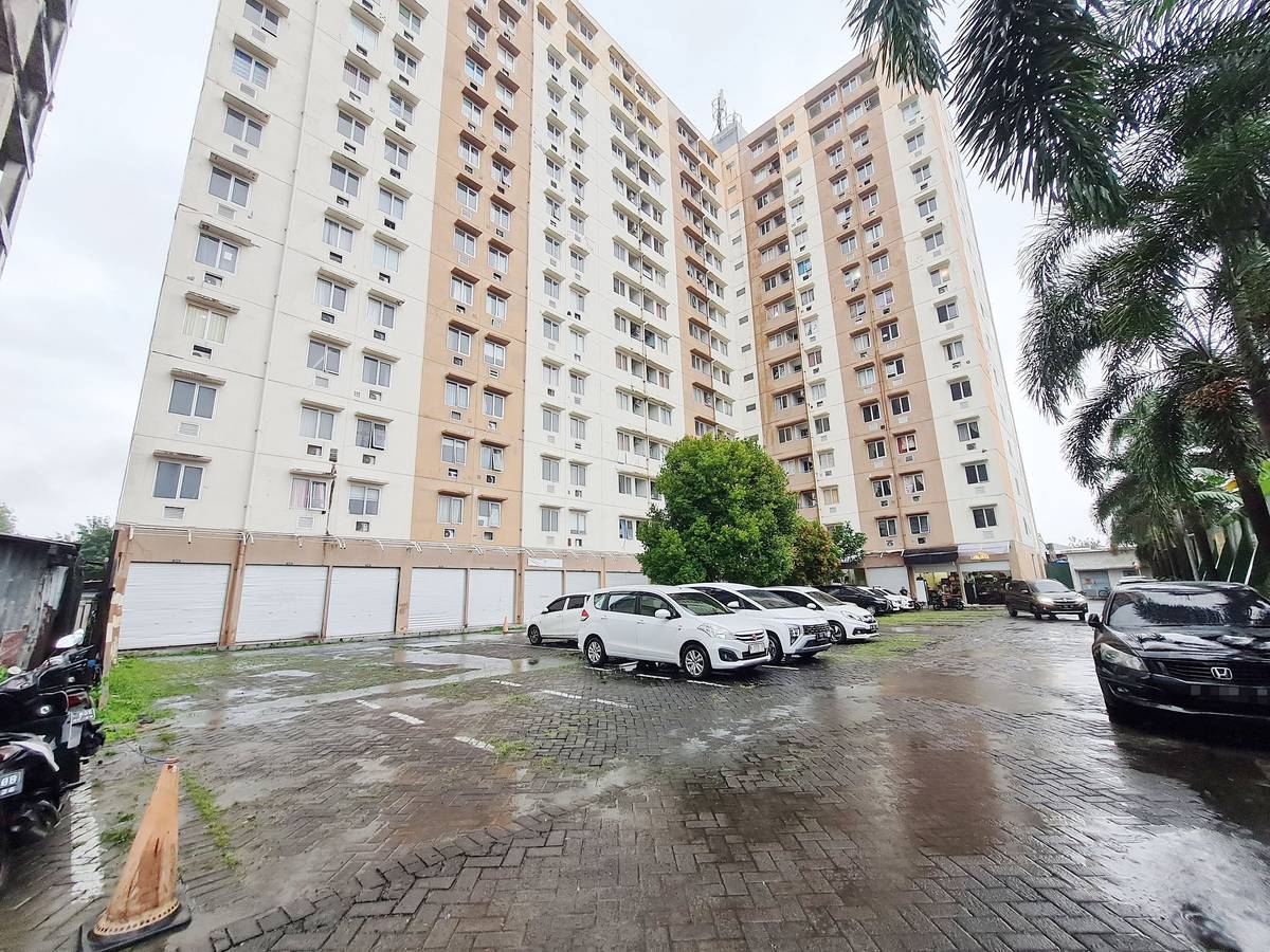 https://images.rukita.co/buildings/building/5b0a7388-192.jpg