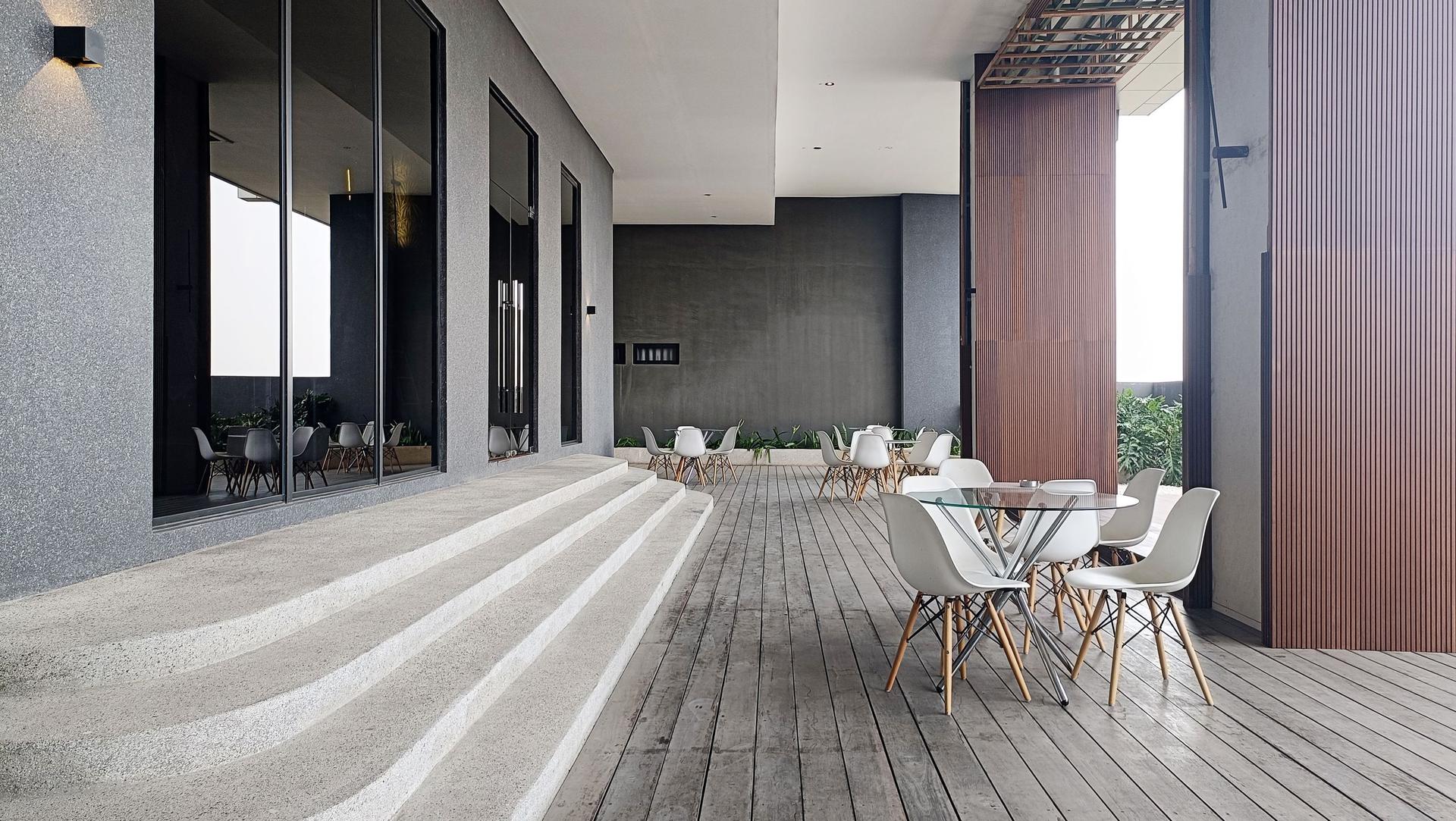 https://images.rukita.co/buildings/building/5c9b5983-5e9.jpg