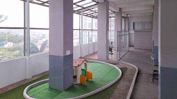 https://images.rukita.co/buildings/building/5ddd58bc-755.jpg