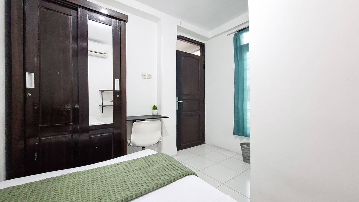 https://images.rukita.co/buildings/building/5e937bec-ccc6-4cce-a257-addf10e4ad24.jpg