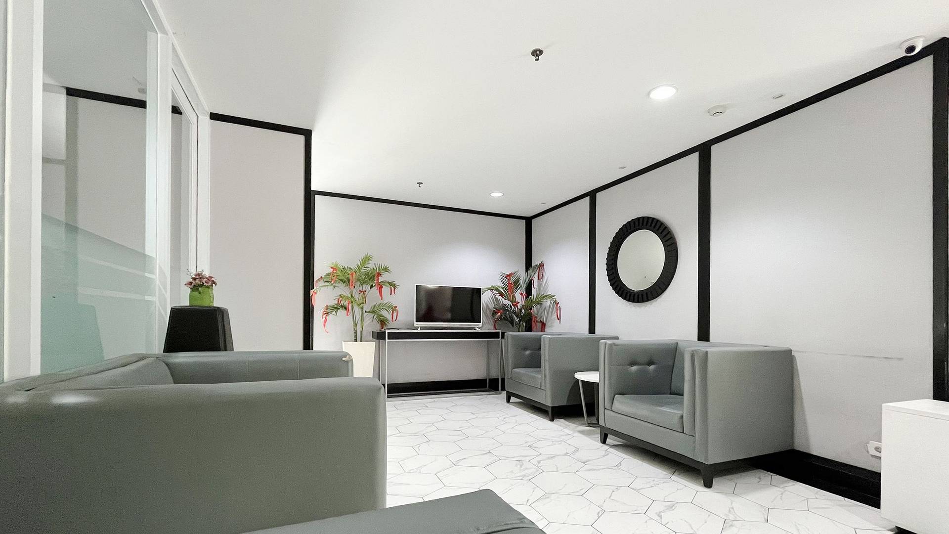 https://images.rukita.co/buildings/building/5f7f97e8-0e7.jpg