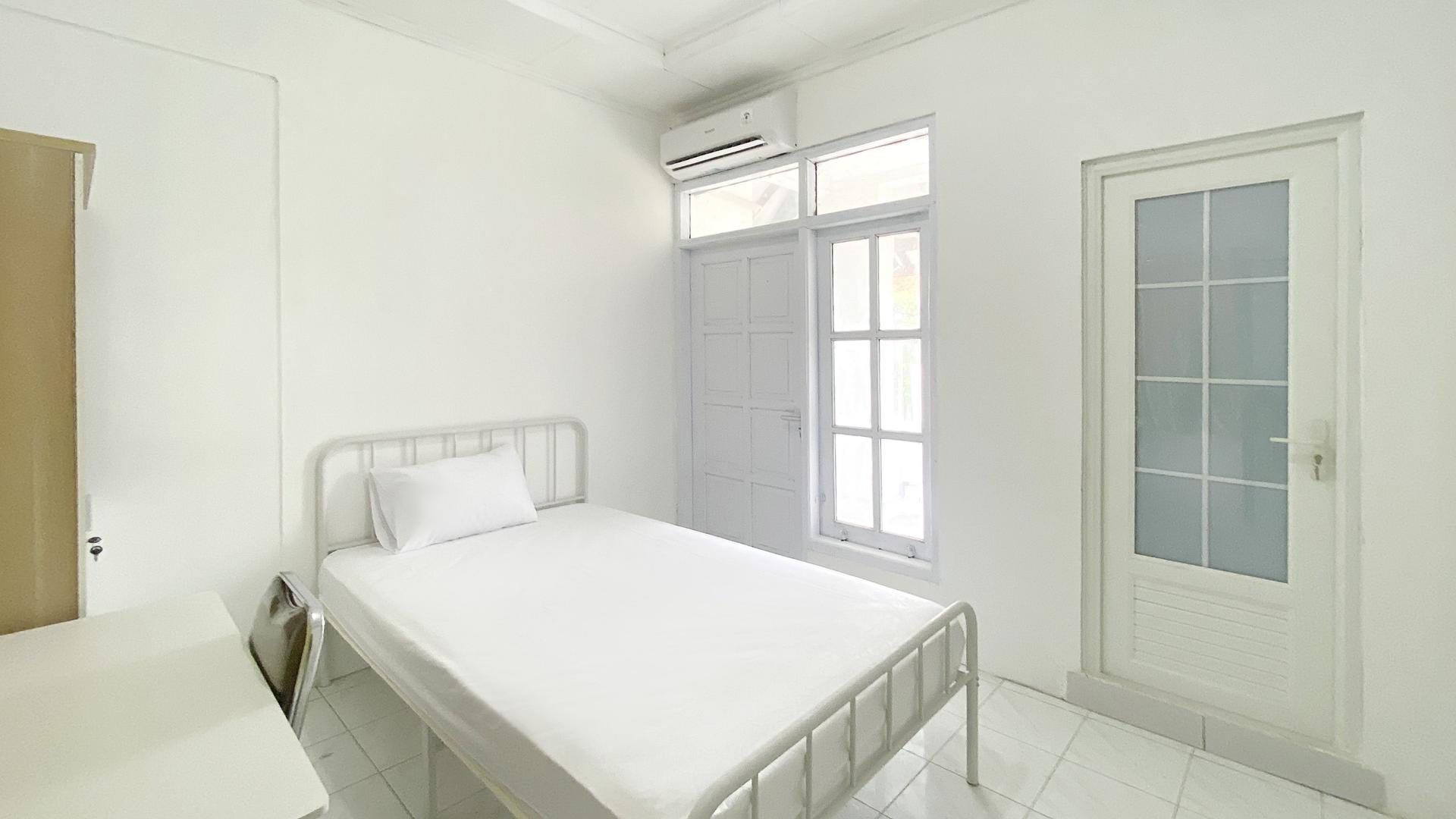 https://images.rukita.co/buildings/building/607534d5-09b8-4477-8212-0a1caeb4e6e3.jpg