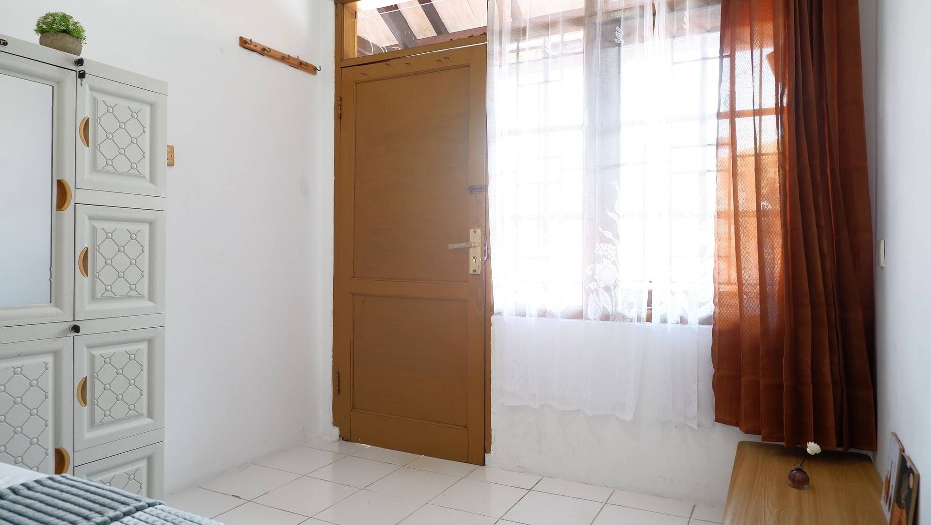 https://images.rukita.co/buildings/building/60801b27-ec1.jpg