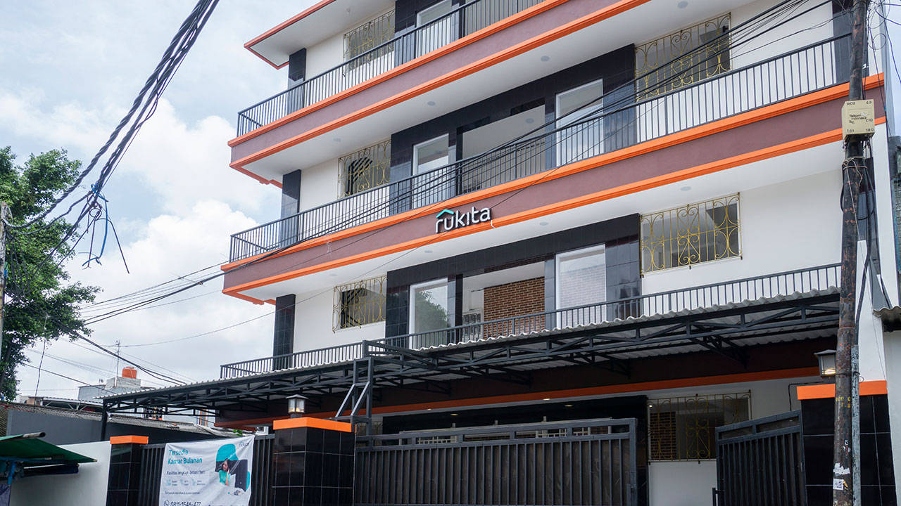 https://images.rukita.co/buildings/building/61db2992-c8e.jpg
