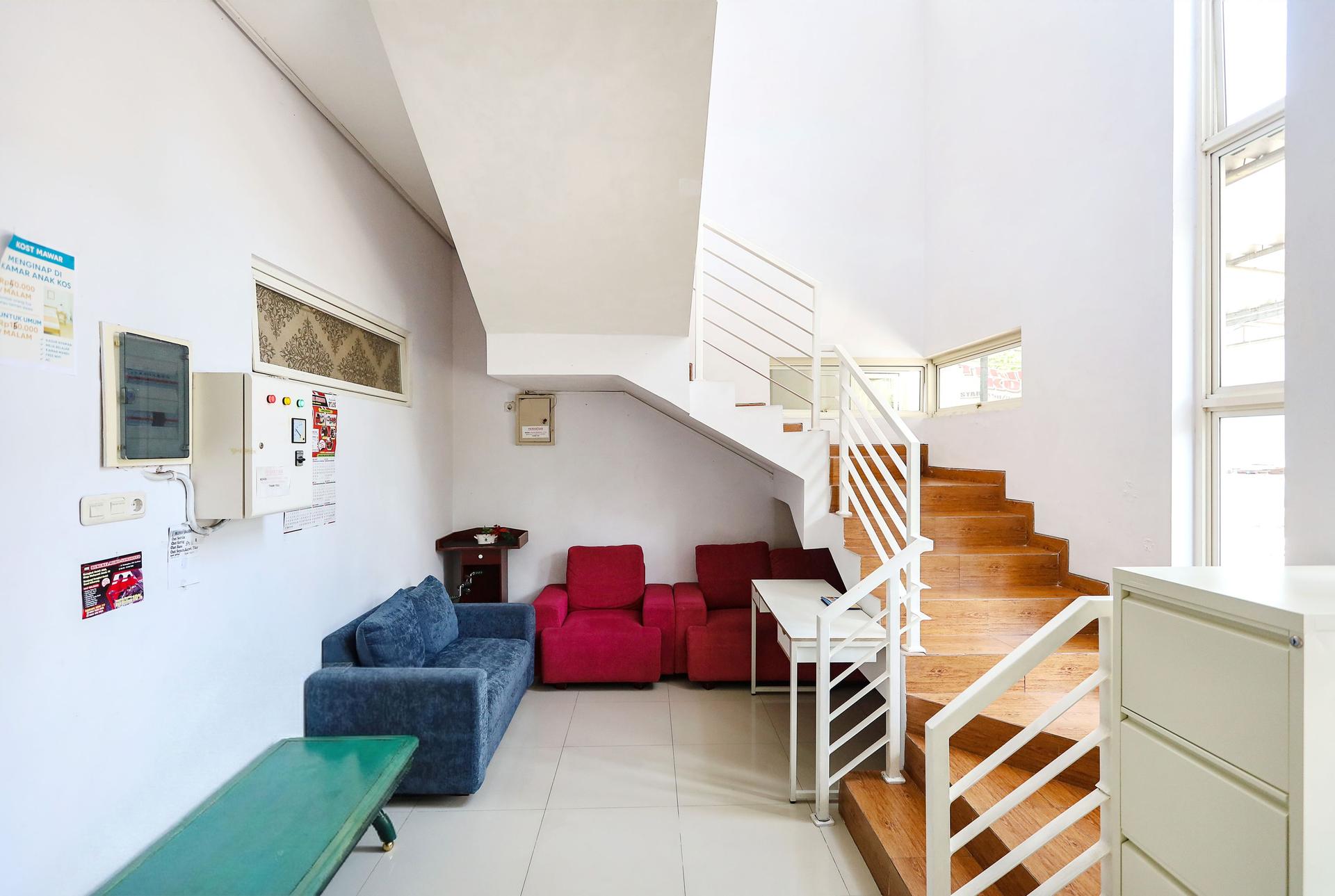 https://images.rukita.co/buildings/building/622f2ea3-931b-402e-81bd-f53b0b15f287.jpg