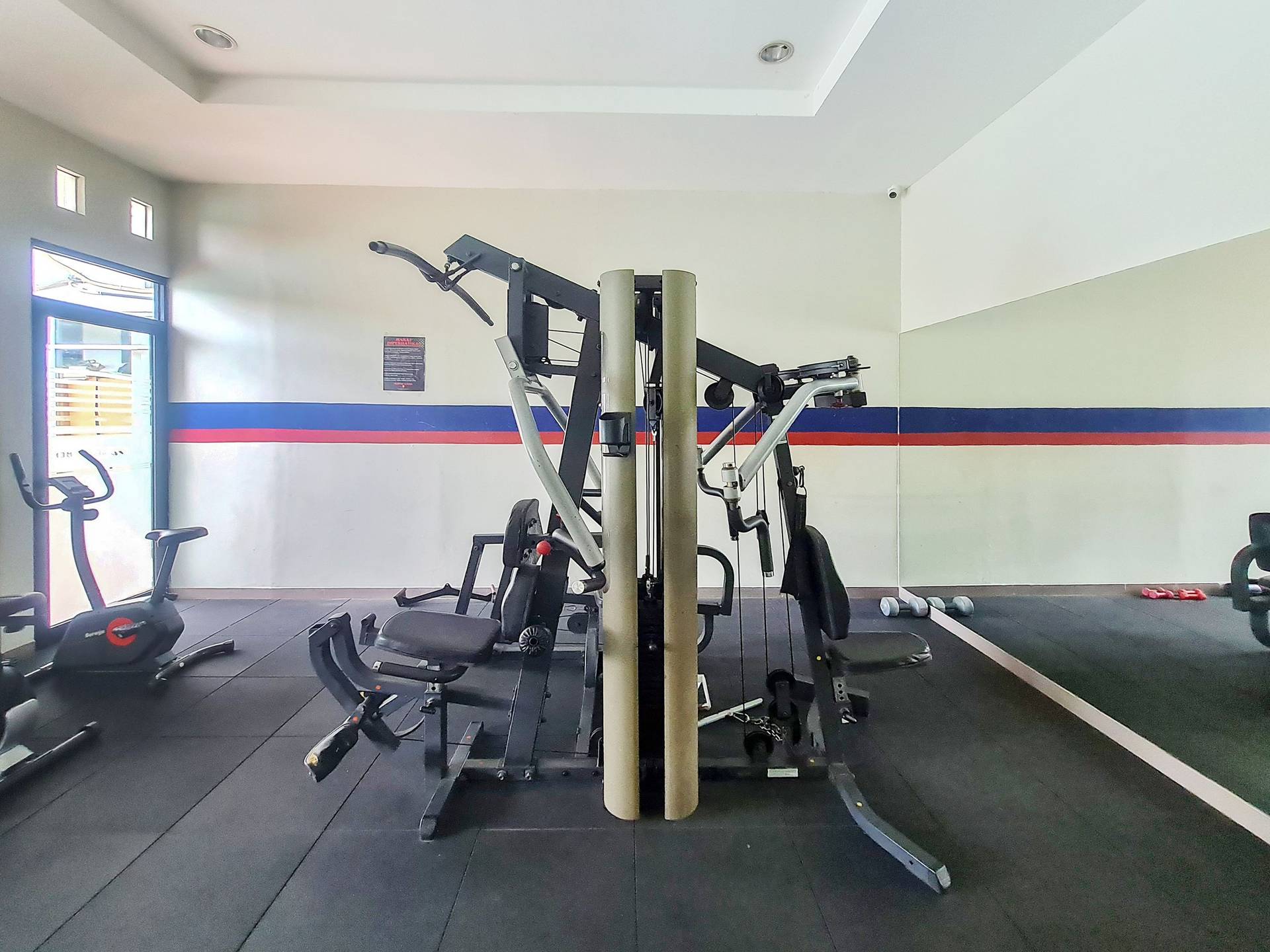 https://images.rukita.co/buildings/building/62f545c1-5355-4fbd-a207-2214dcad2307.jpg