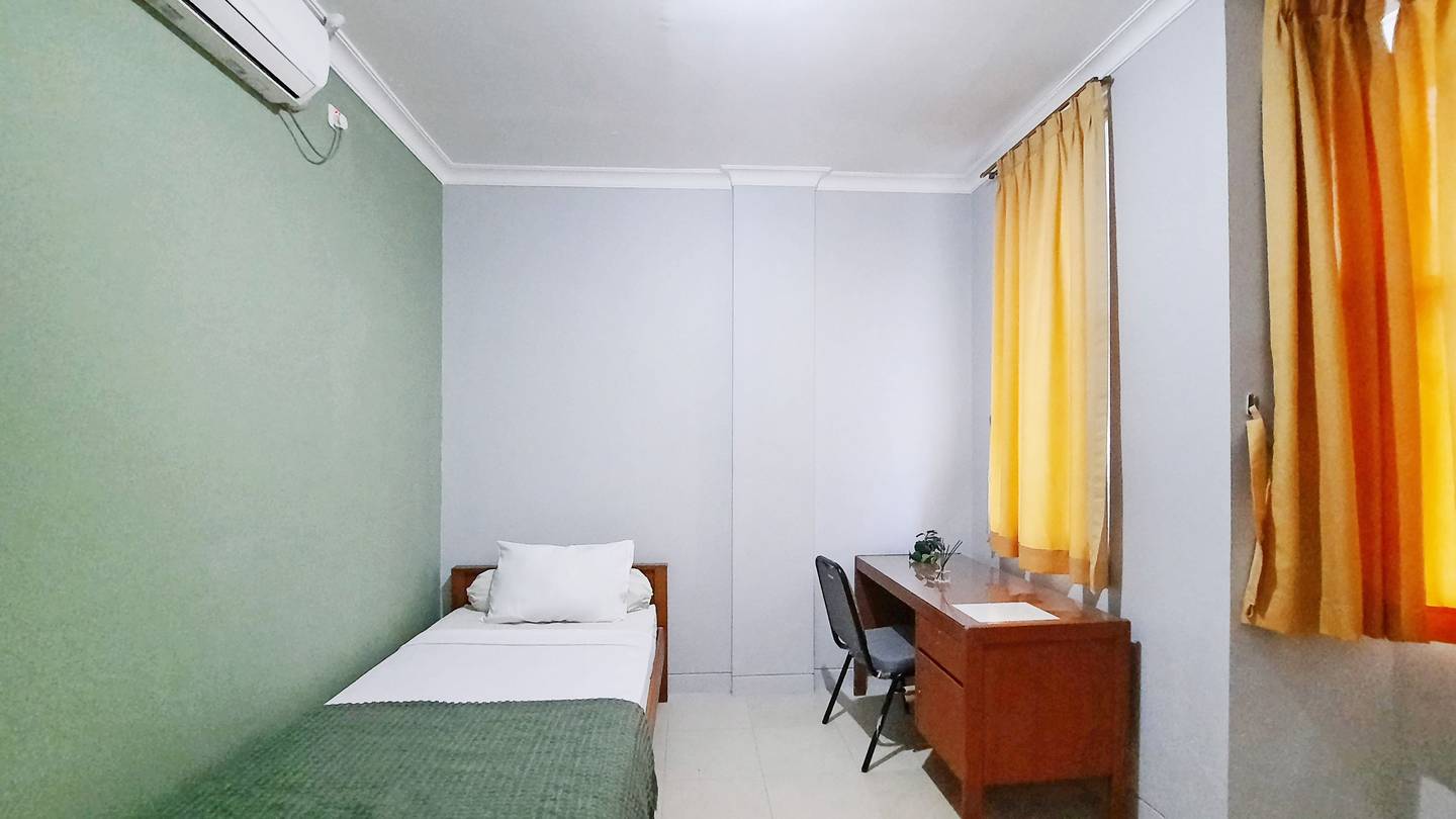 https://images.rukita.co/buildings/building/66e217b7-2725-45a8-b83b-207179862e24.jpg