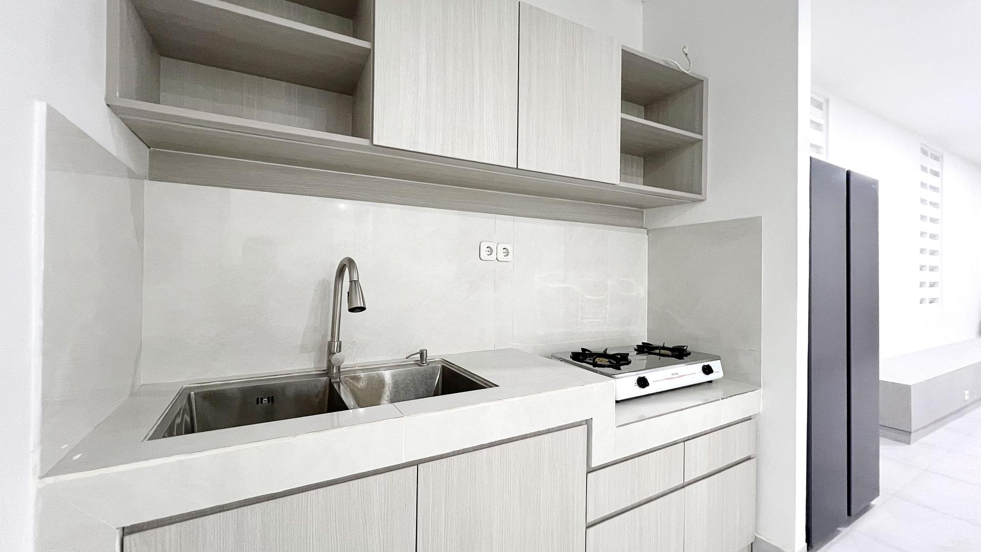 https://images.rukita.co/buildings/building/6786fa33-8d3c-44ae-8aae-ed8cb5119586.jpg
