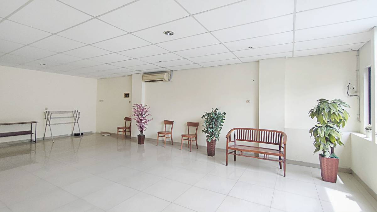https://images.rukita.co/buildings/building/67aafef3-818.jpg