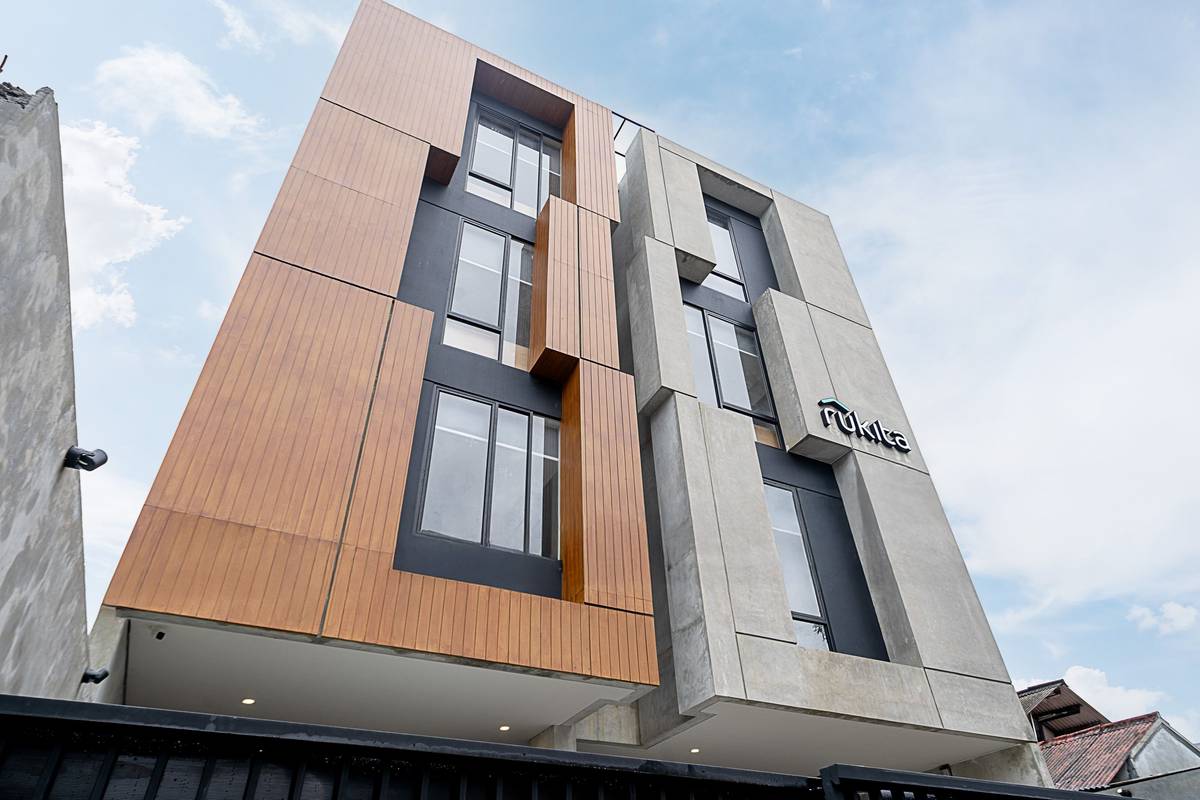 https://images.rukita.co/buildings/building/67cd0315-286.jpg