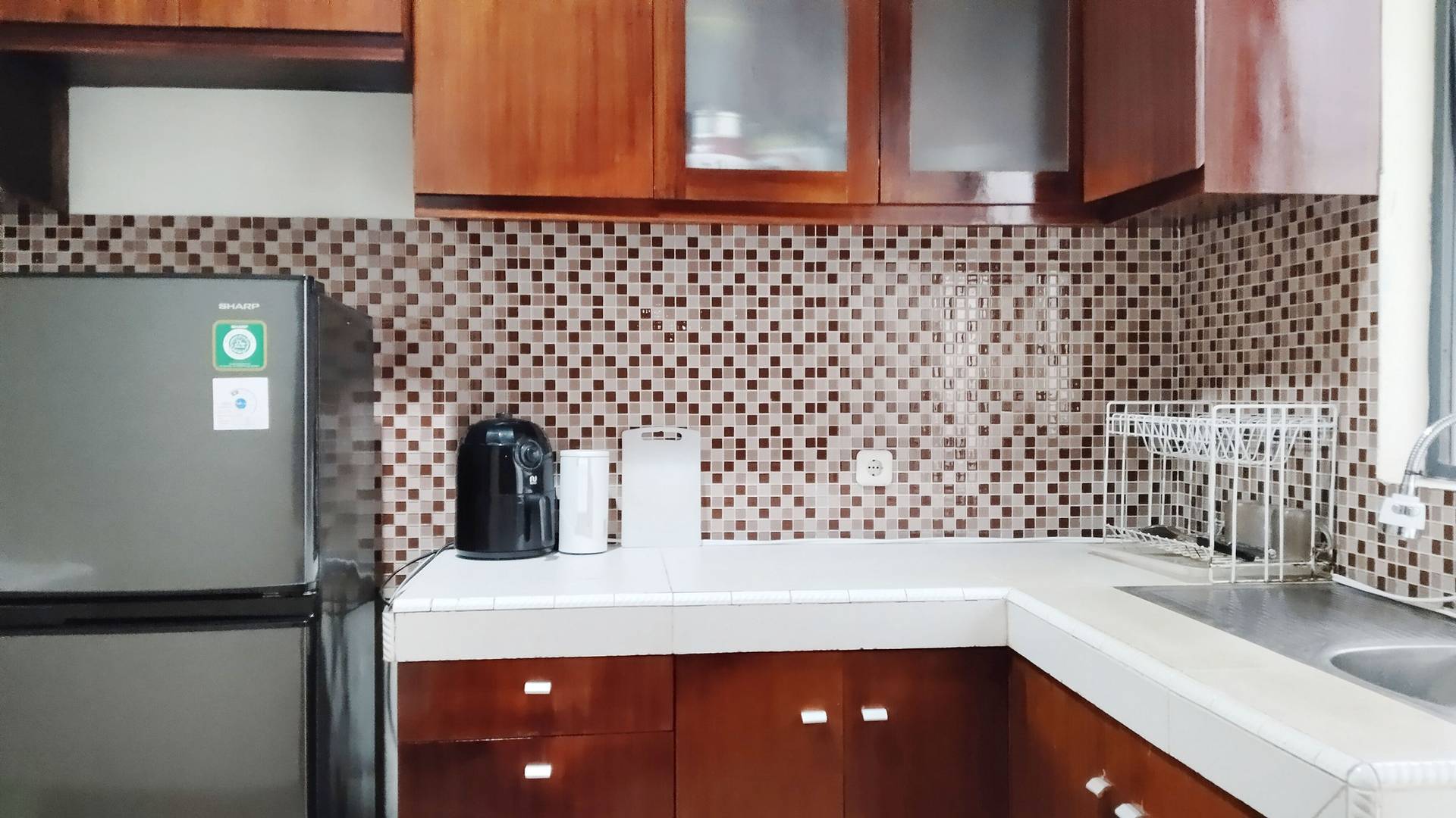 https://images.rukita.co/buildings/building/6a76adc5-f26.jpg
