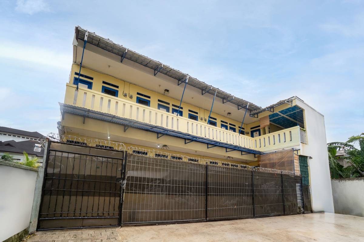 https://images.rukita.co/buildings/building/6b022039-58f.jpg