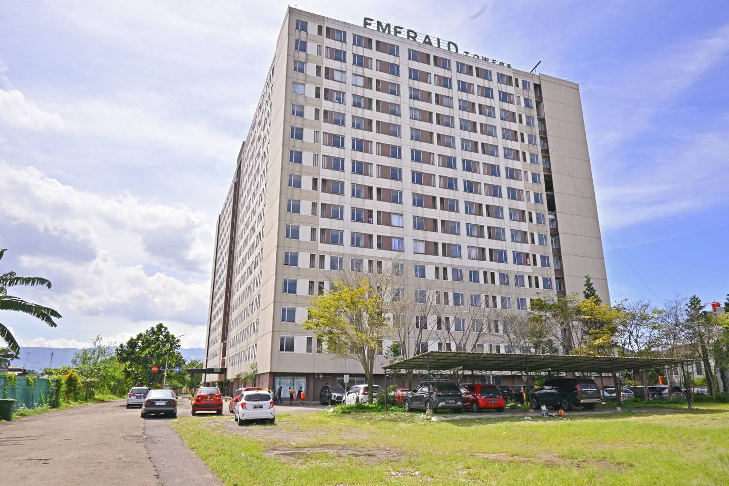 Foto Rukita Unit Apartemen Emerald Tower Bandung Studio - A