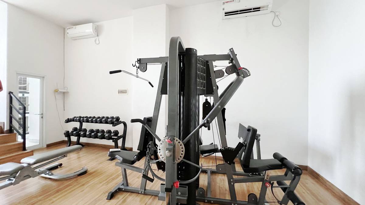https://images.rukita.co/buildings/building/6d4d7e6b-e84.jpg