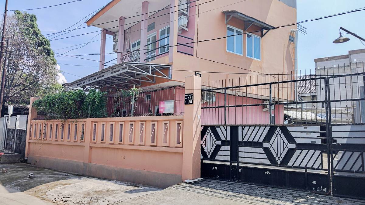 https://images.rukita.co/buildings/building/6ee38fa9-a03.jpg