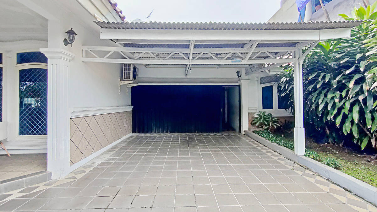 https://images.rukita.co/buildings/building/6fe64c1c-dc0.jpg