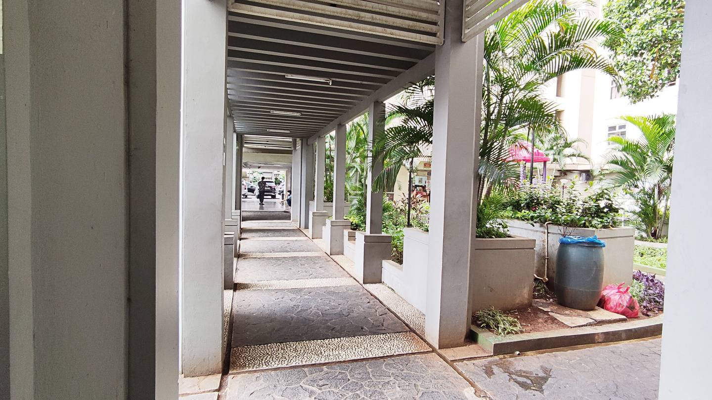 https://images.rukita.co/buildings/building/712175b3-da8.jpg