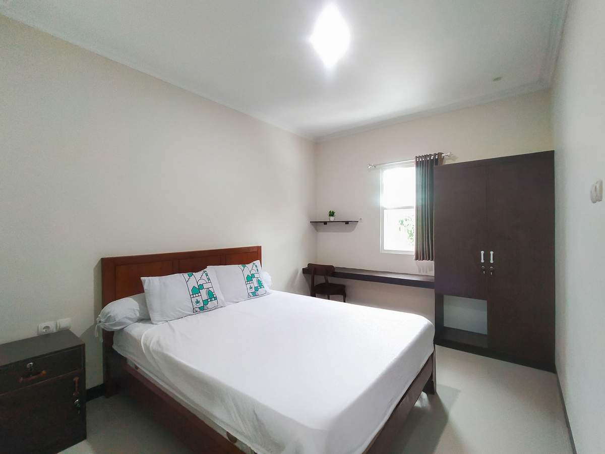 Foto Rukita Unit Queen House Simongan Semarang