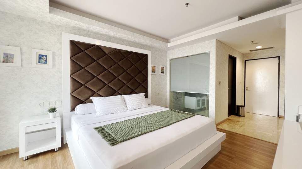Foto Rukita Unit Apartemen Aston Bellevue Radio Dalam - Studio City View #1