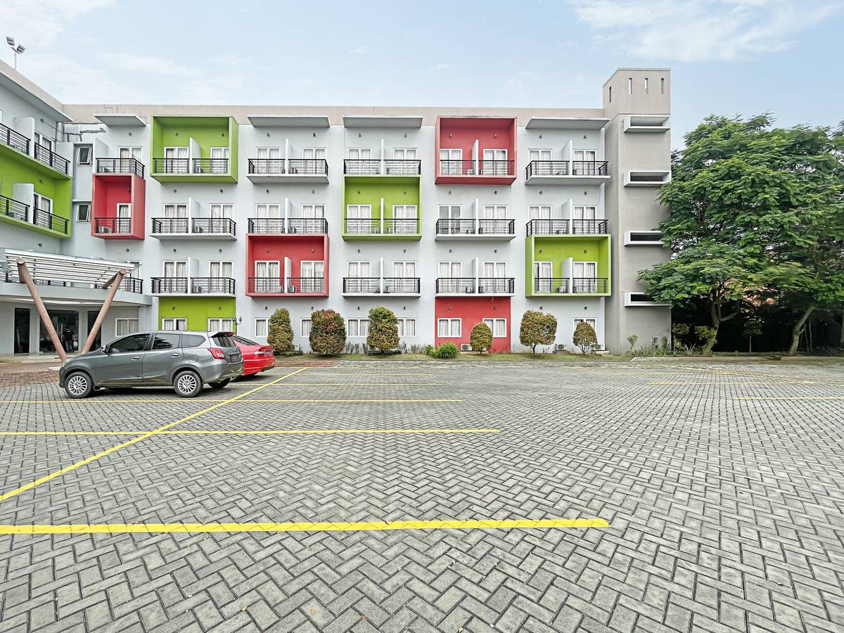https://images.rukita.co/buildings/building/737a4fdc-87e.jpg
