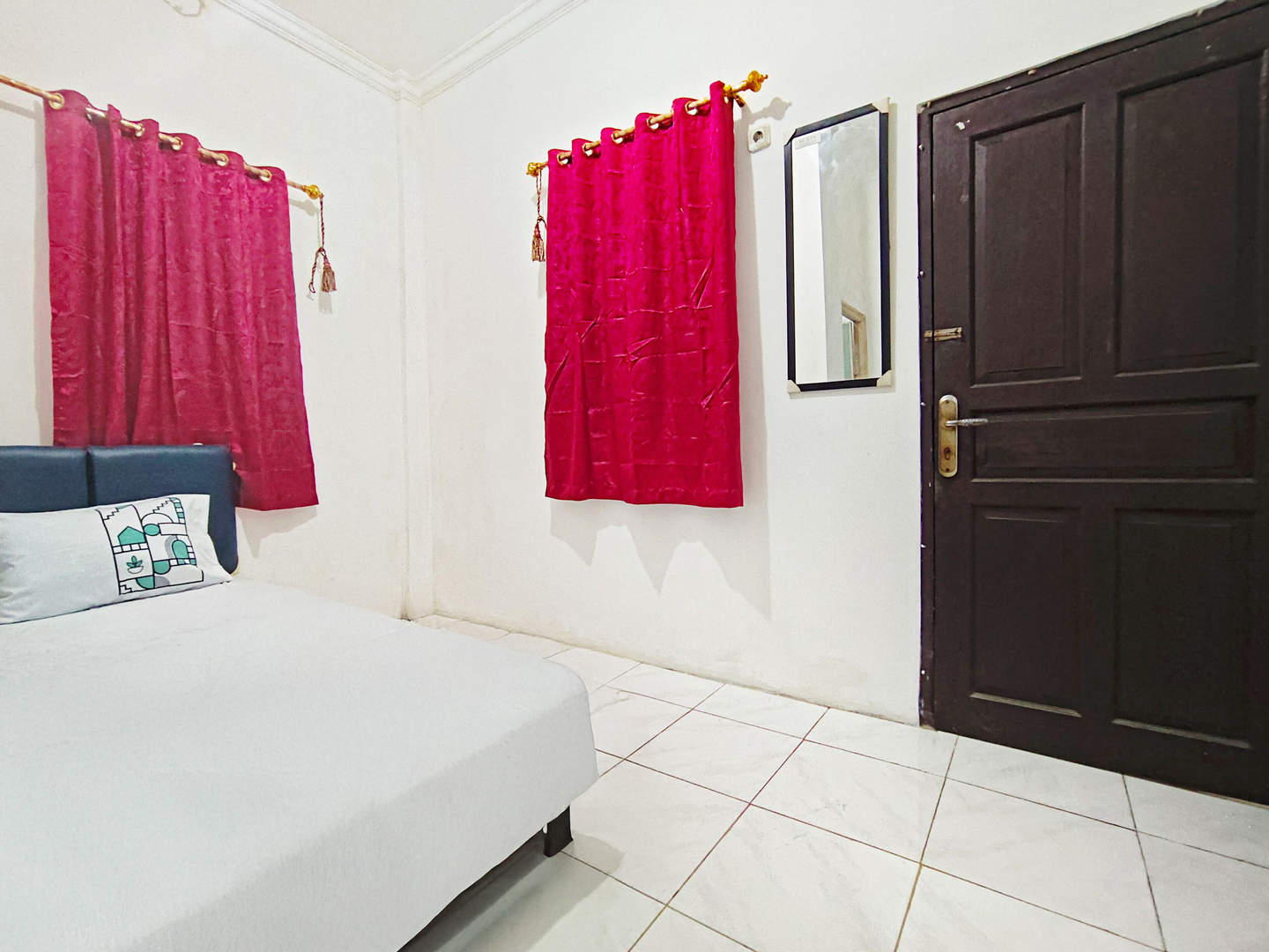 Foto Rukita Unit Wisma Darul Hikmah Meruya Kembangan