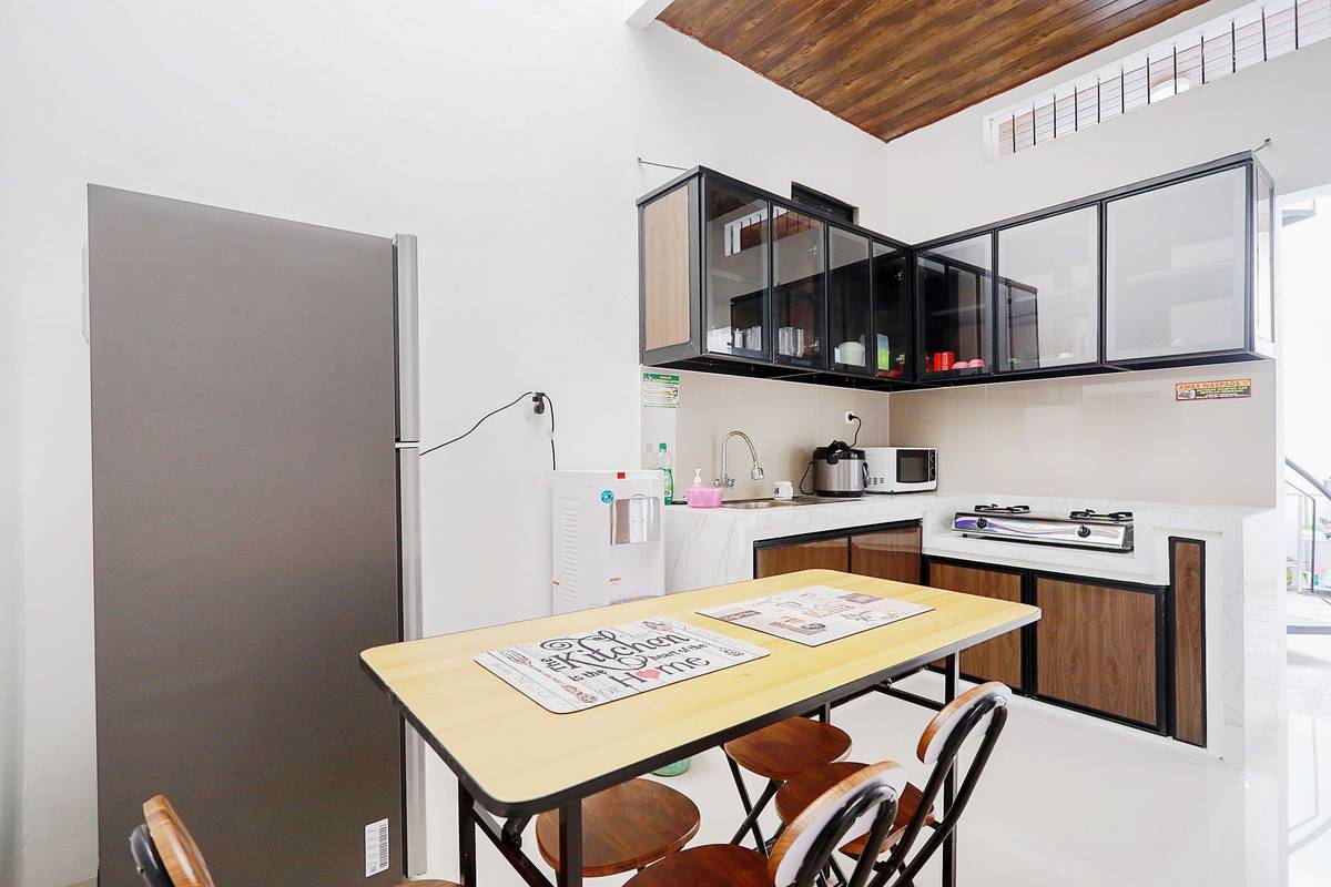 Foto Rukita Unit Ceko Petra House Siwalankerto Surabaya