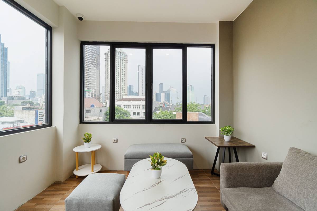 https://images.rukita.co/buildings/building/75d690ce-ac9.jpg